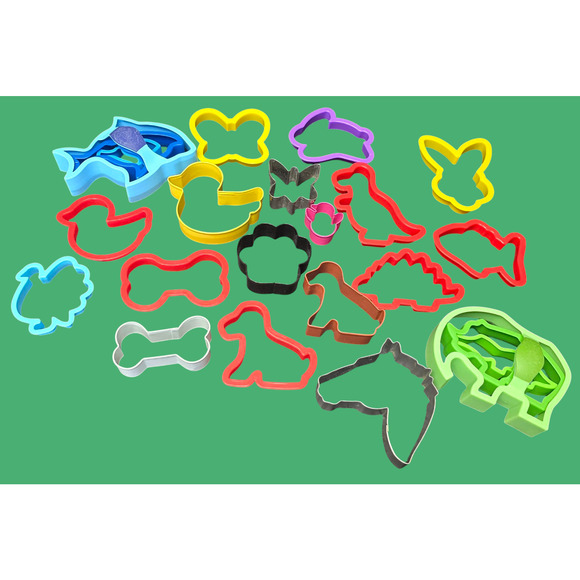 Large Variety of Animal Cookie Cutters | Spring Ocean Holiday Dog - Picture 1 of 11